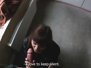 Big Dick Convinces The Slut To Have Naughty Public Sex