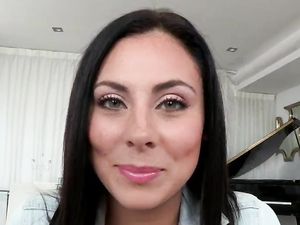 Busty Latina Gets A Facial After Fucking A Long Dong